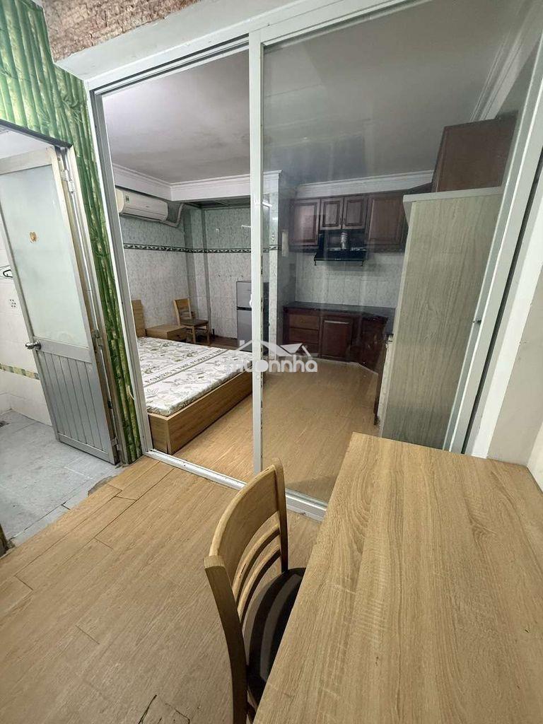Phòng 24m2, khu vực vip, full nội thất, tự do, ko chung chủ
