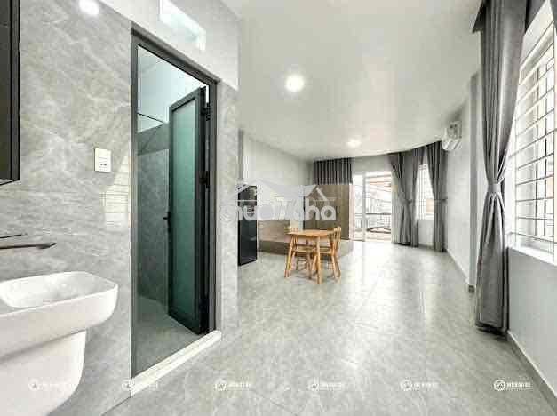 Cho thuê căn hộ 1pn full nội thất rộng 50m2 ban công trường chinh🔥