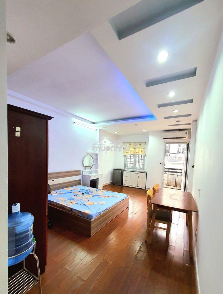 Chdv 45m2 ban công ngay  etown cộng hòa p13 tân bình 