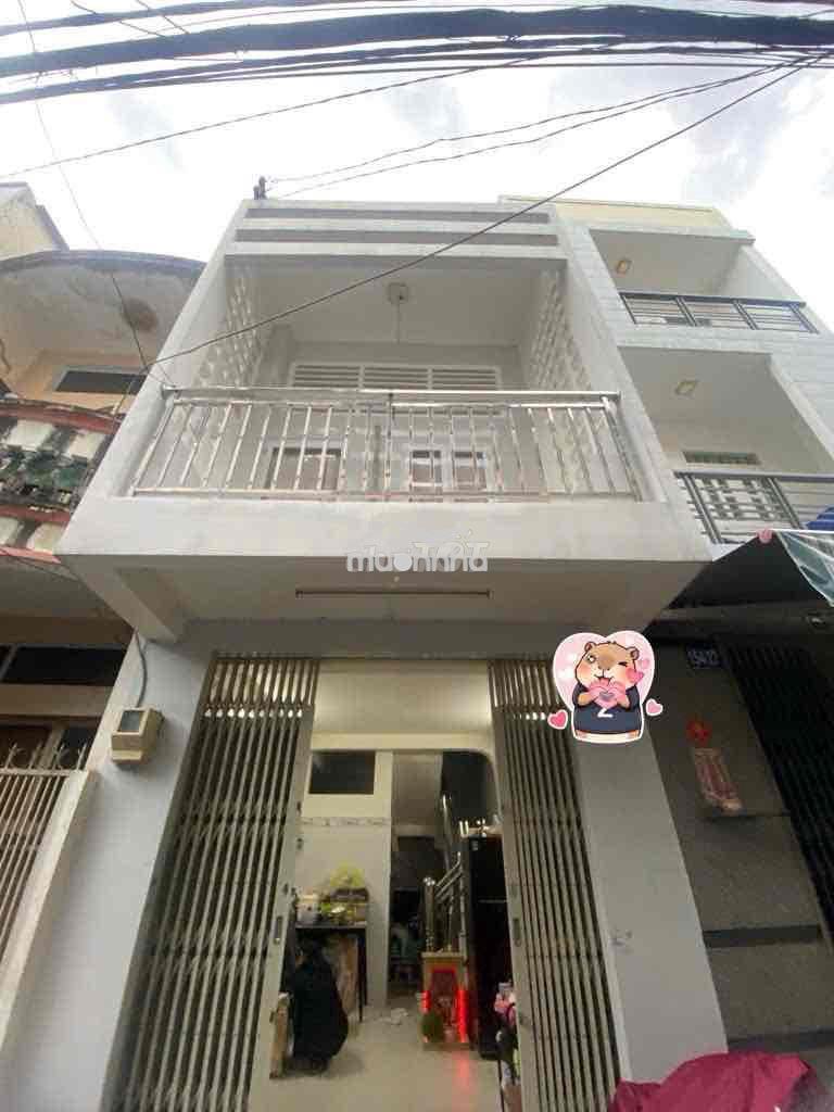 Bán nhà sát cầu chà và quận 8. 3 tầng - 2 pn - 2wc. giá: 3,5 tỷ - 2