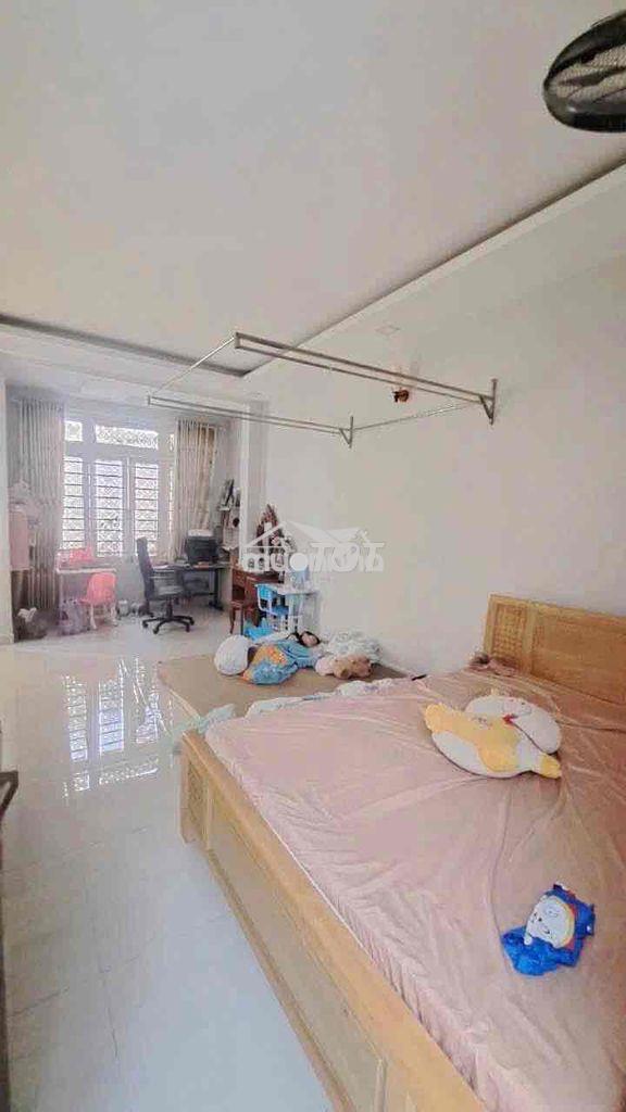 Cho thuê nhà ngay đường ống nước tân hòa đông hòa dĩ an có nội thất - 2