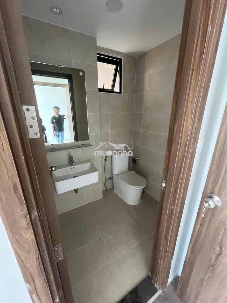 Cho thuê căn hộ studio đã lắp sẵn rèm, ở ngay view đẹp - 2
