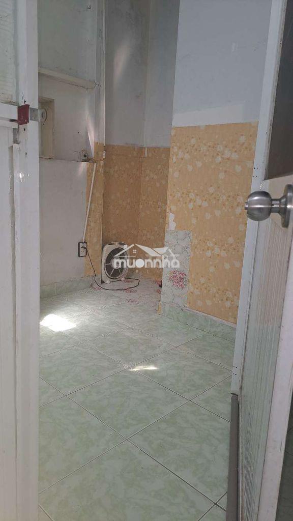 Phòng nhỏ có wc riêng,máy giặt, giờ tự do 217/7a bùi đình túy