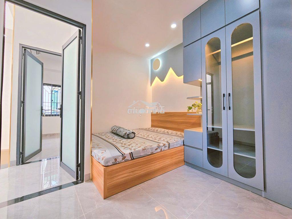 Nhà -2 mặt tiền thoáng mát.hợp gia đình trẻ giá 3,550 - 3