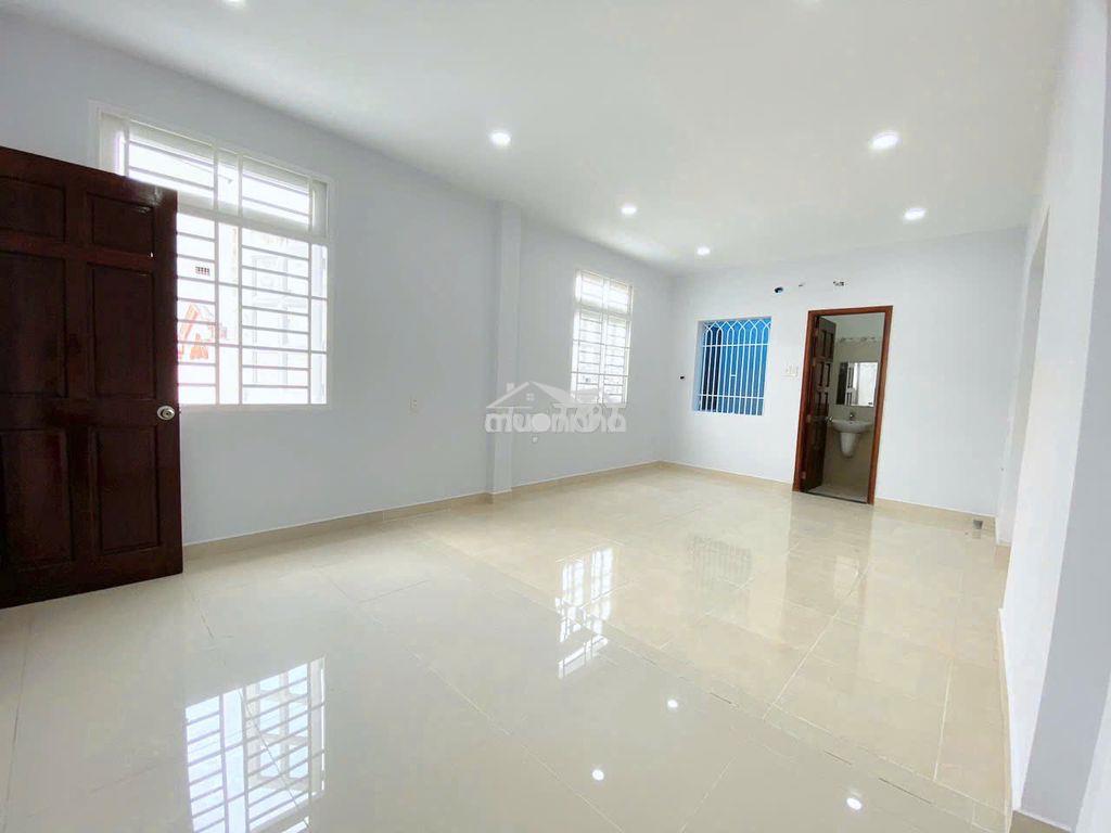 Phòng 35m2 sẵn máy lạnh phường 15 tân bình - 4