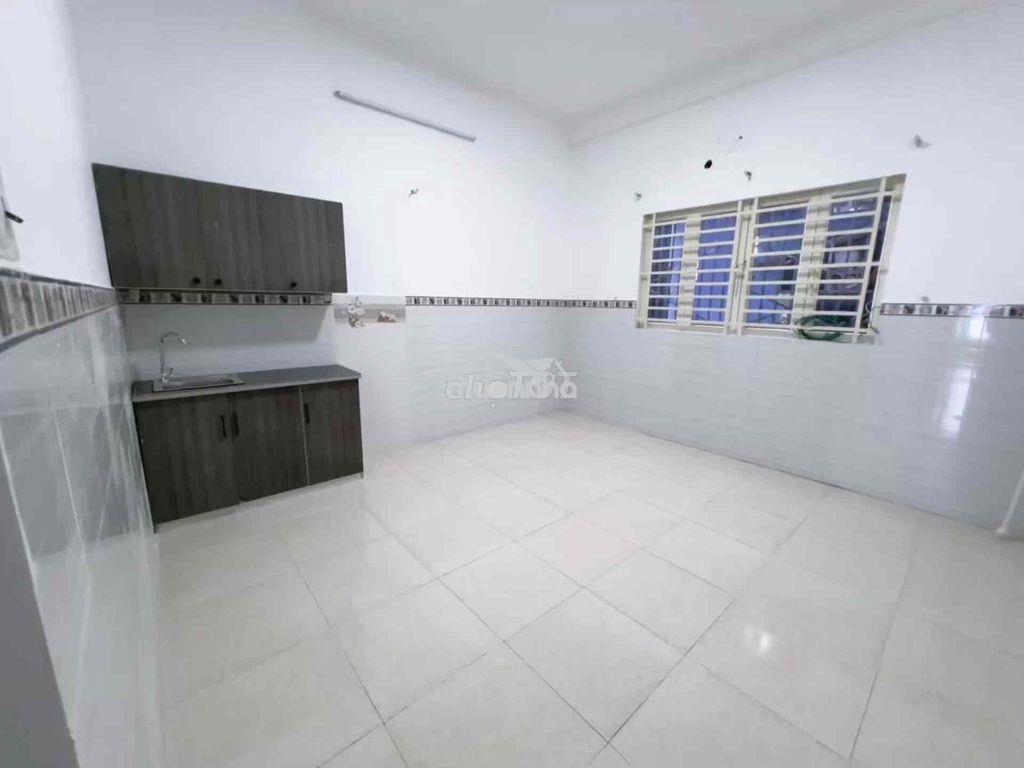 Căn lớn 2 phòng ngủ siêu to ngay khu tên lửa aeon bình tân - 2