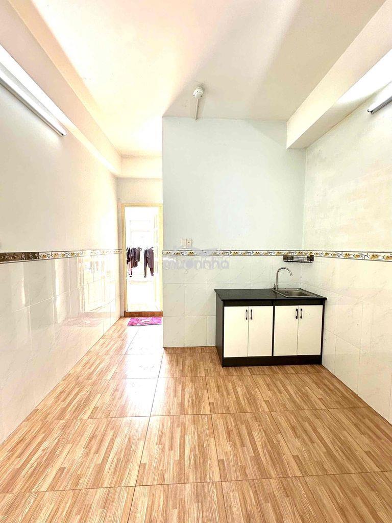 Studio cửa sổ thoáng máy lạnh nt cơ bản đường 59 chợ thạch đà