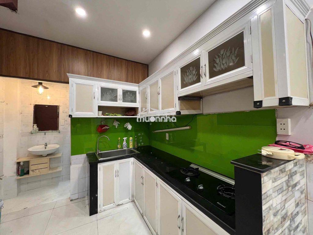 Chính chủ - cho thuê nhà nguyên căn quận 1 dt 30m2 - 4