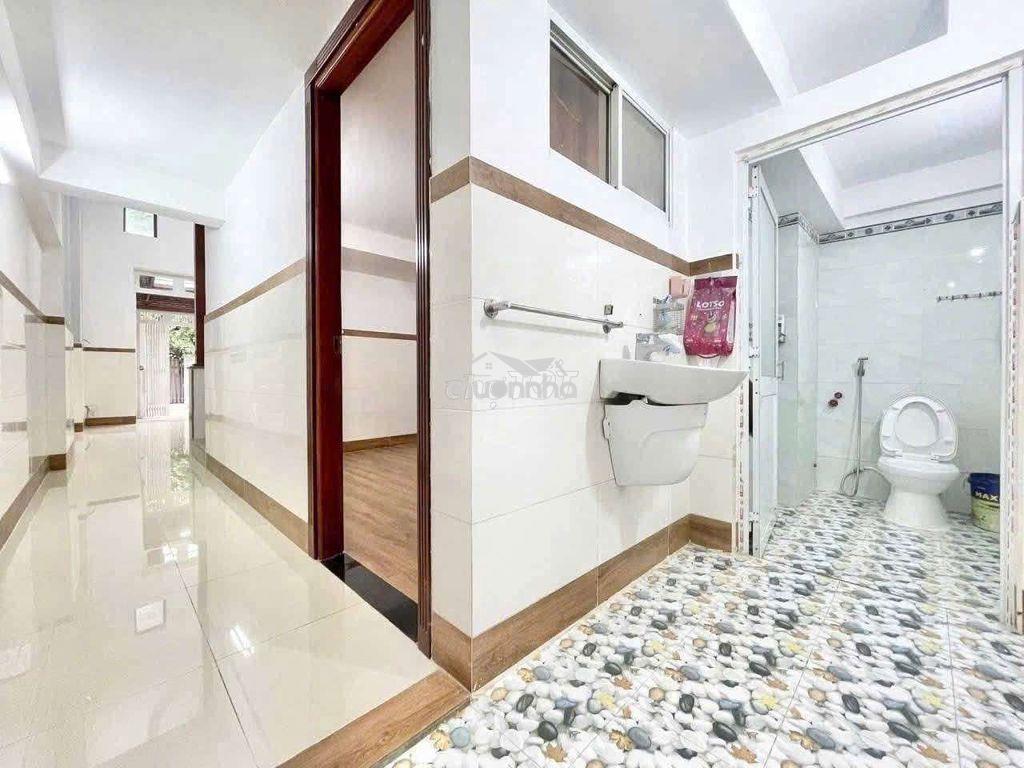 Cho thuê nhà lầu trệt 80m gần sân vận động đông hoà - 3