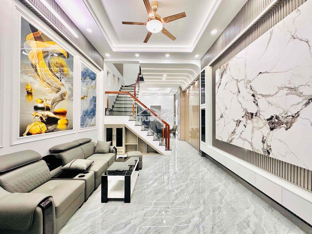 Bán nhà 4.1m x 15m 2 tầng có sân để hơi trong nhà đường nguyễn thị búp - 4