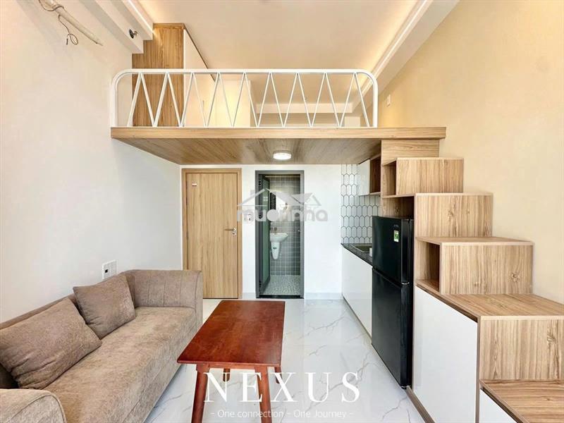 Duplex ban công mới 100% full nội thất ngay quang trung