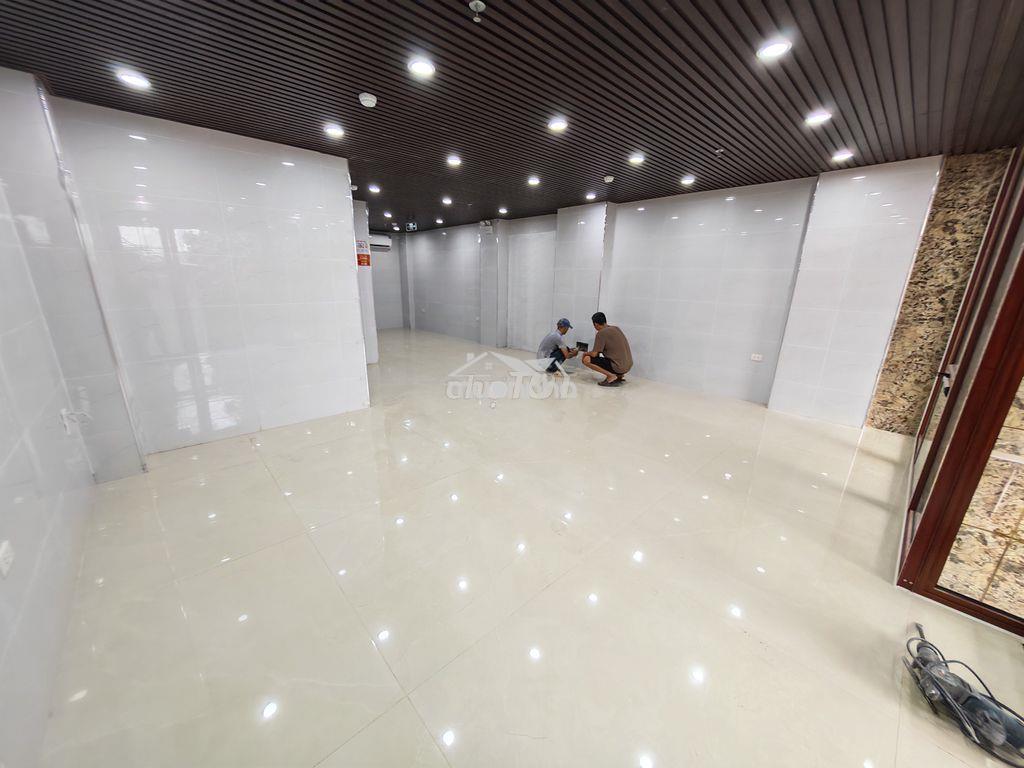 Cho thuê mbkd thanh máy xịn xò, mặt đường lớn - 2