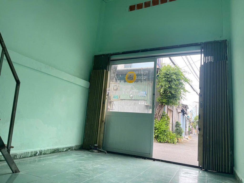 Phòng trọ mặt tiền đường 19 - 4