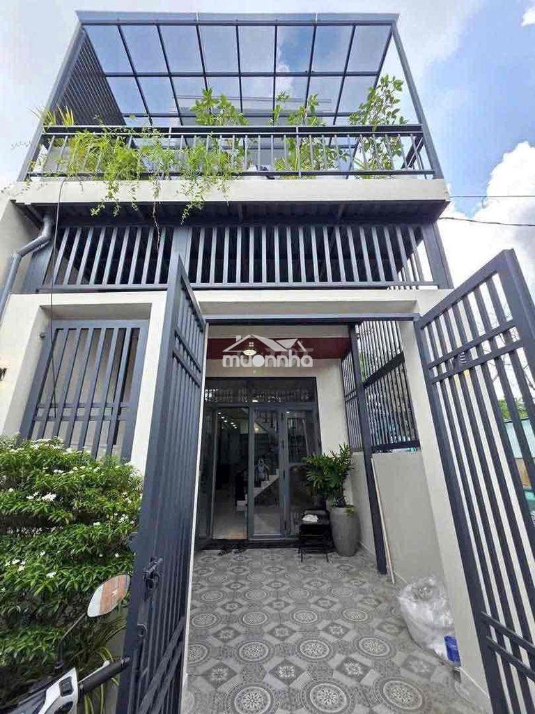 Bán nhà chính chủ gần làng đh nhà trệt lầu 3pn gần ga metro giá 4ty250 - 4