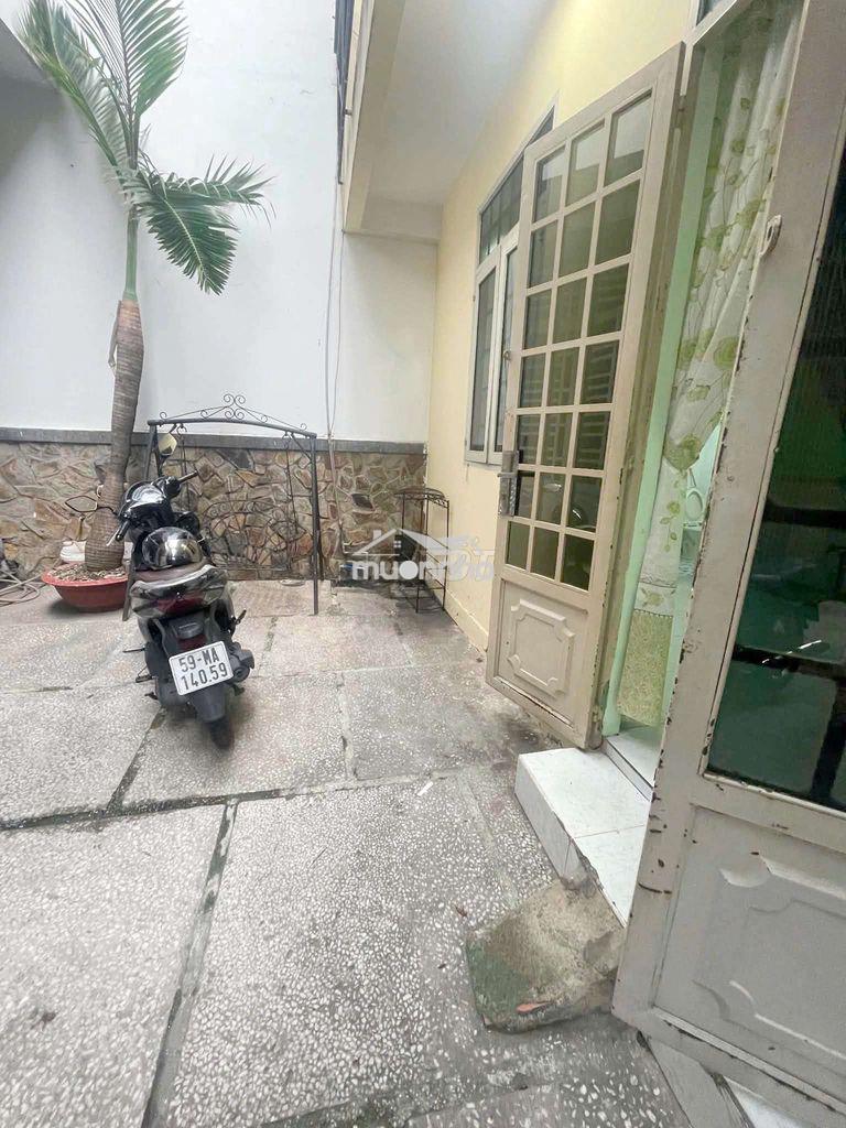 ✅✅Nhà thoáng mát 1pn âu dương lân q.8