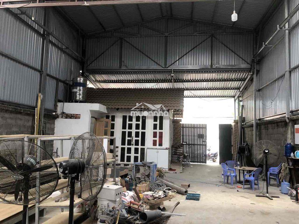 Cho thuê kho-xưởng (như hinh) dt:500m2- điện 3fa văn phòng- nhà ở đc: - 3
