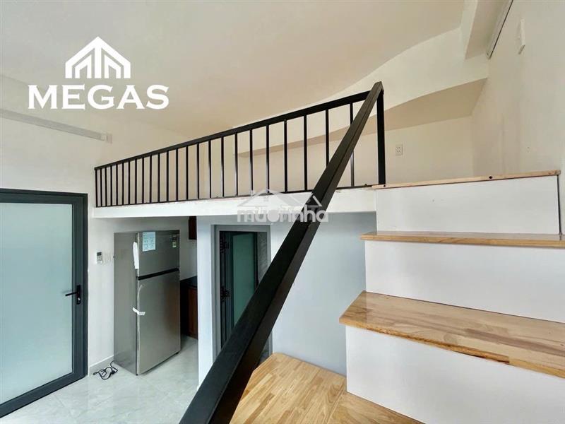 Duplex cửa sổ trời, thiết kế hiện đại ngay ngã tư thủ đức