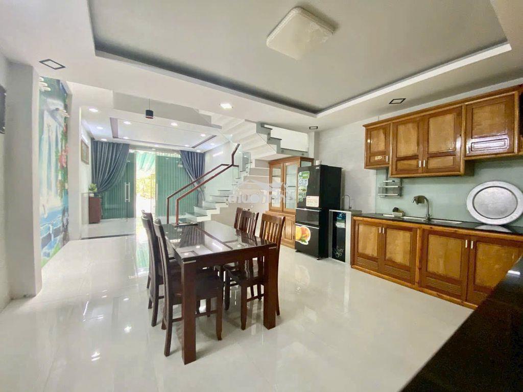 Nhà 3 tầng 4pn mt đoàn khuê - 4