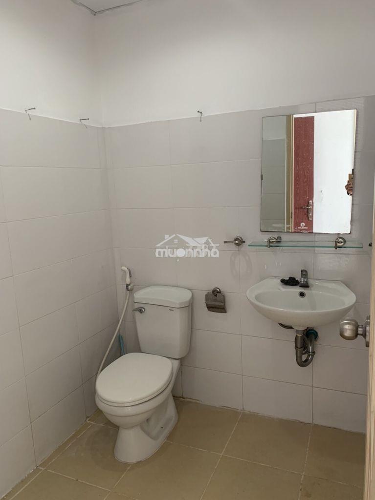 Căn hộ 55m2, 2pn, đã có sổ, hqc plaza, (hoàng quân)  giá 1.5 tỷ - 3