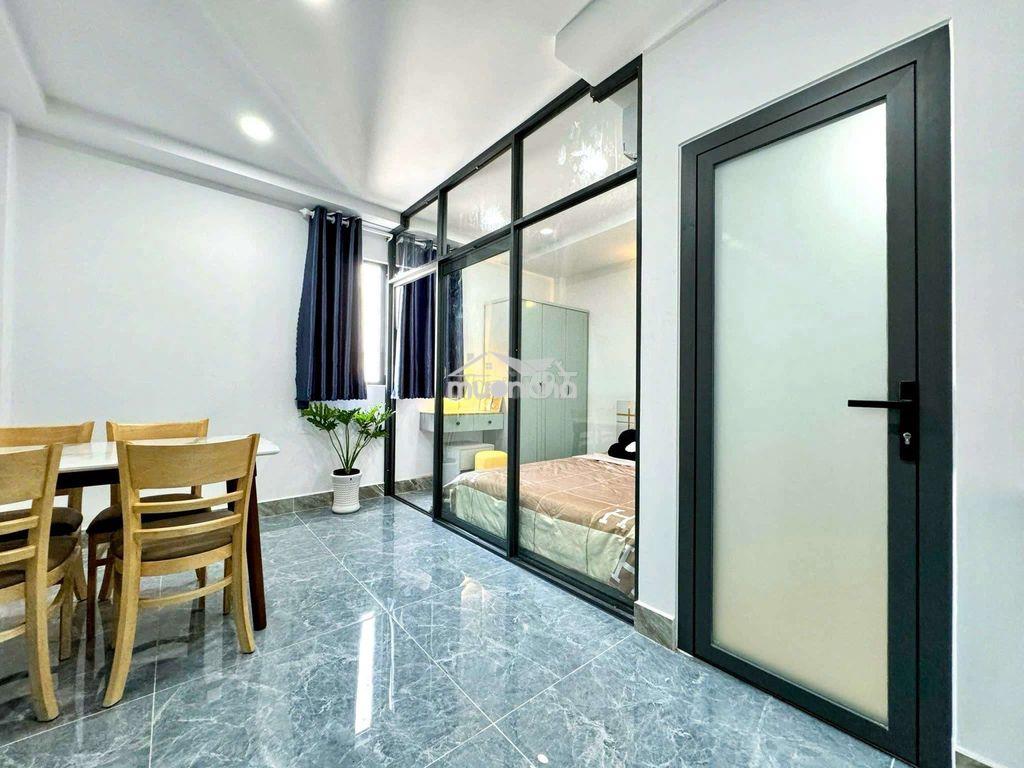 Tòa nhà 90m2 có thang máy nở hậu 4 lầu - 2