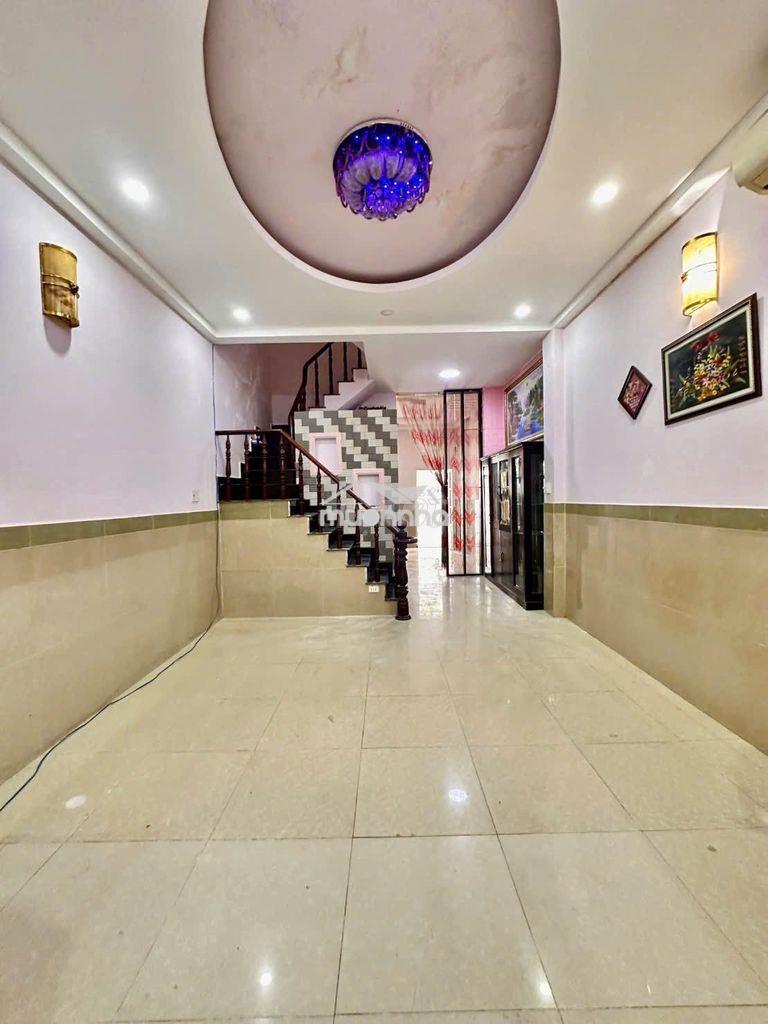 Bán nhà mễ cốc - khu cao tầng - 3tầng 4pn - 70m2 - ngang4.5m - hơn 4tỷ