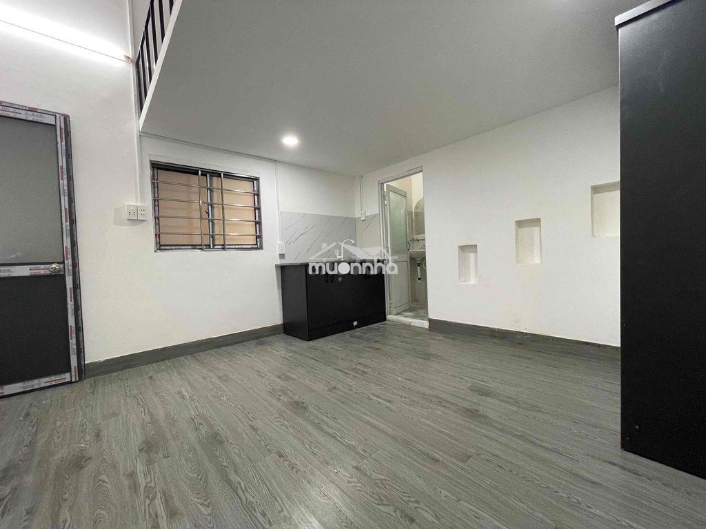 Phòng q12 , gác máy lạnh, rộng ở 3/4 ng - 3