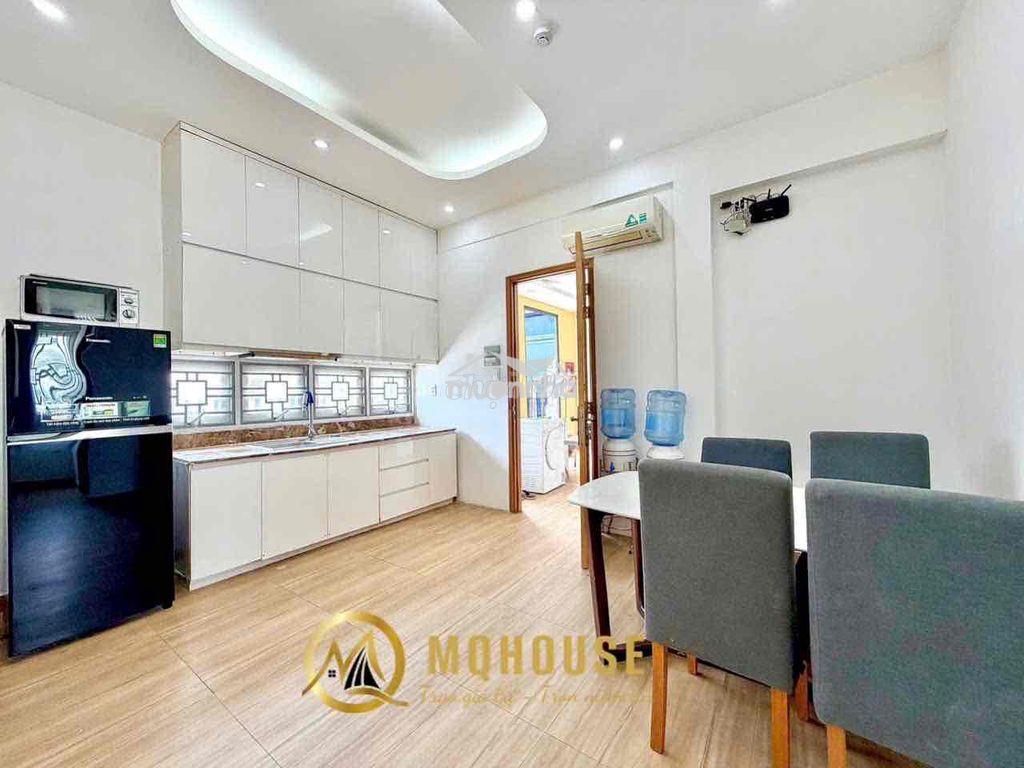 Căn hộ 2 phòng ngủ full nội thất cửa sổ đường trần hưng đạo quận 5 - 3