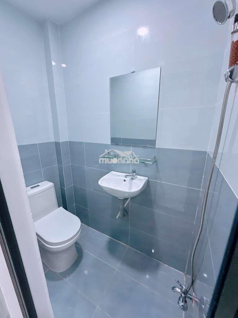 Nhà đẹp rẻ - hơn 2 tỷ - 2 tầng - shr hc đủ - hậu giang - quận 6. - 3
