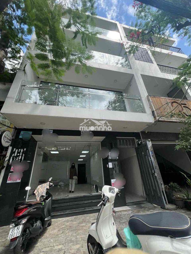Cần cho thuê nhà đường số thông nguyễn thị thập q7 4 tầng-6x15 m