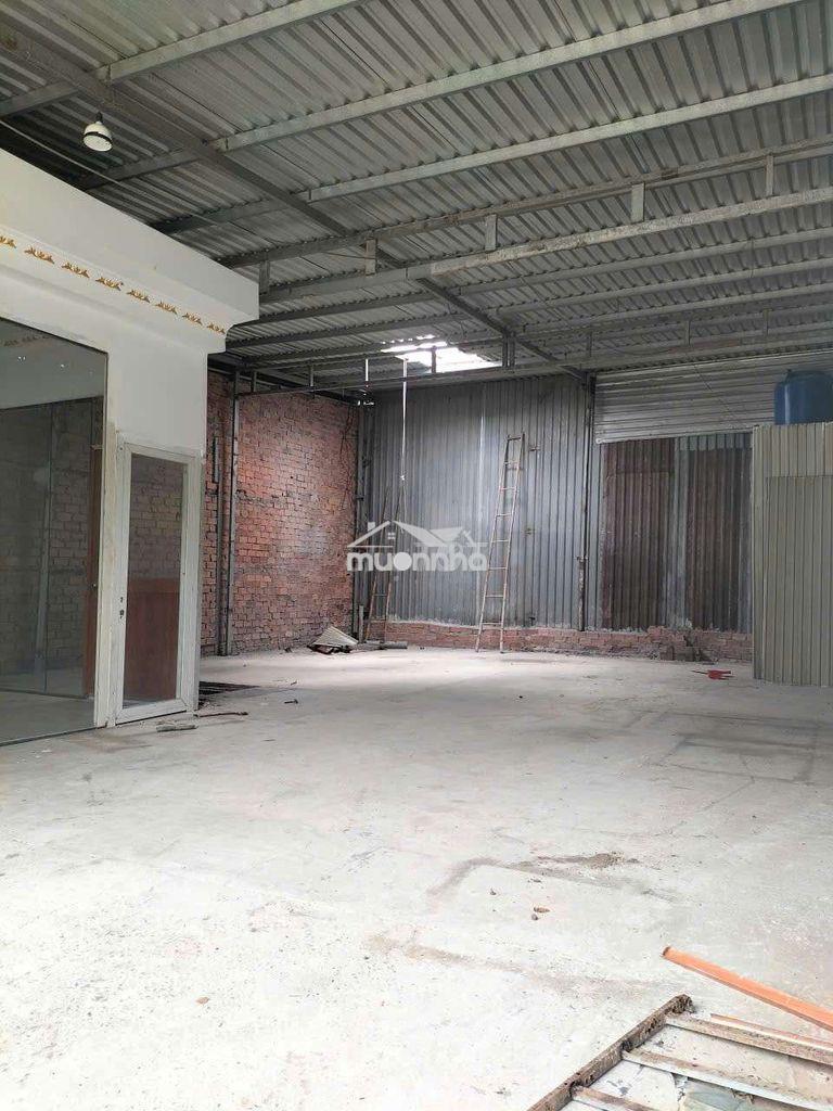Xưởng 8x20 có văn phòng - 5tr/th - 4