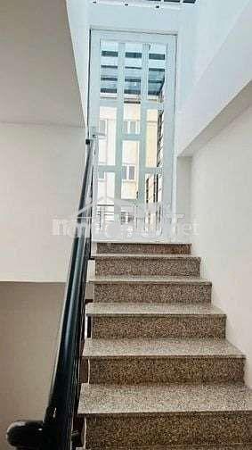 Bán nhà quận 10 gần chợ thuốc gái nhỉnh 14 đồng