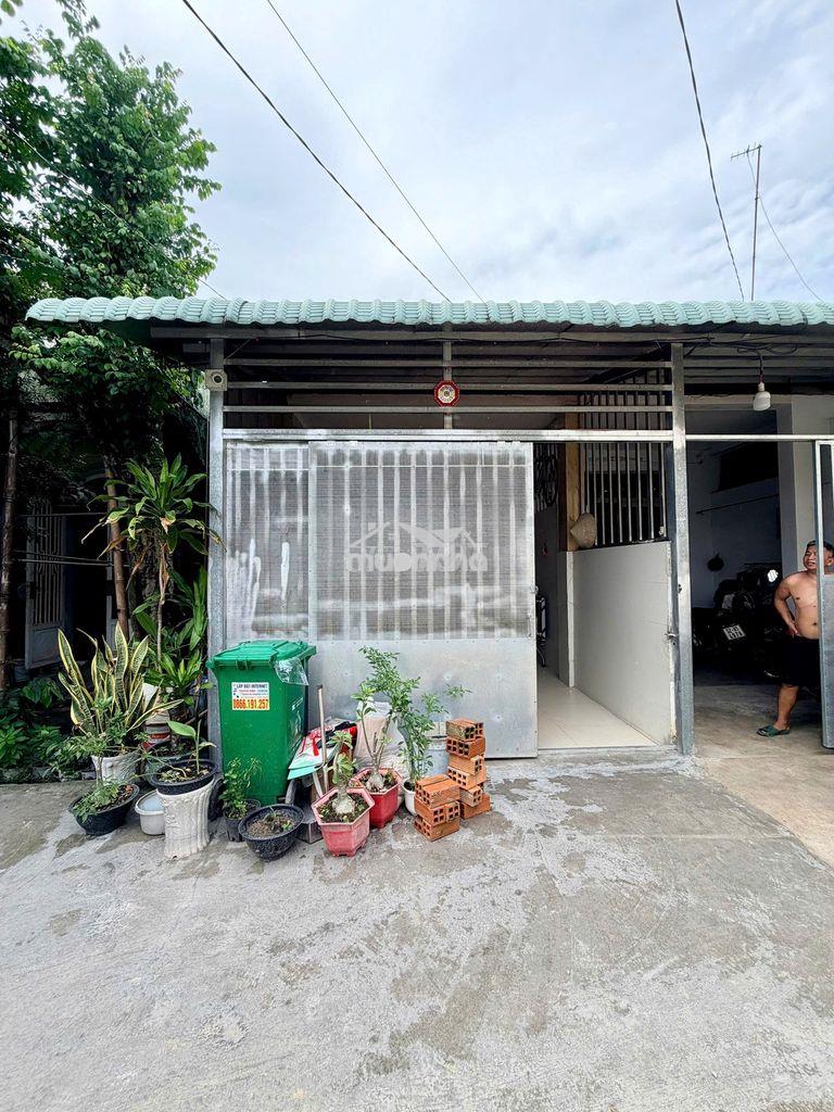 Nhà nguyên căn hóc môn 2pn - full nội thất cơ bản -  vào ở ngay