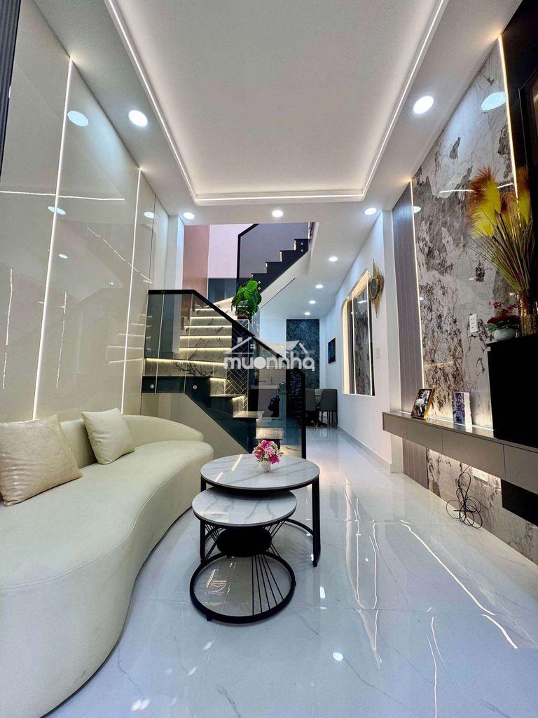 Chủ ngộp bank cần bán gấp.nhà 30 m2 giá nhỉnh 3 tỷ