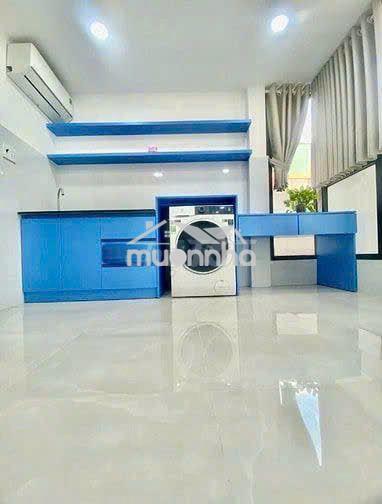 Cho thuê nhà q10, hẻm xe hơi, 1 trệt, 2 lầu, sân thượng, 2pn, 3wc - 3