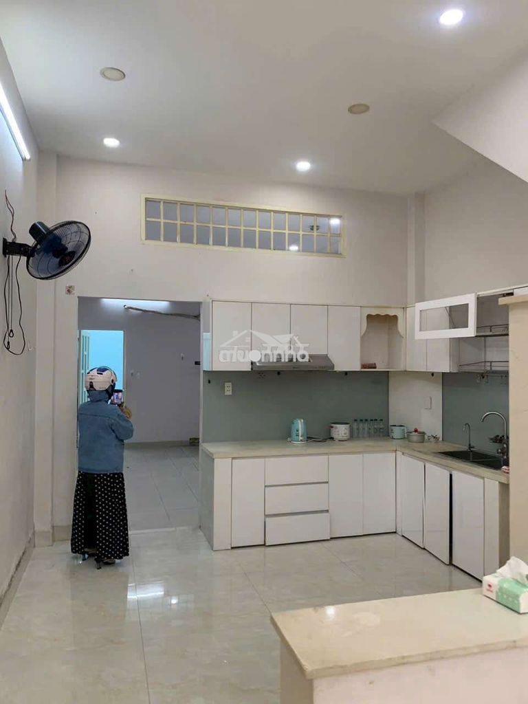 Nhà hẻm ôtô khu vực an ninh gần chợ trường học giáp tân bình - 3