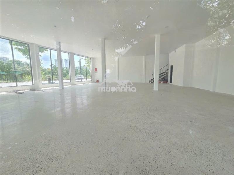 Cho thuê mặt bằng kinh doanh showroom văn phòng siêu đẹp