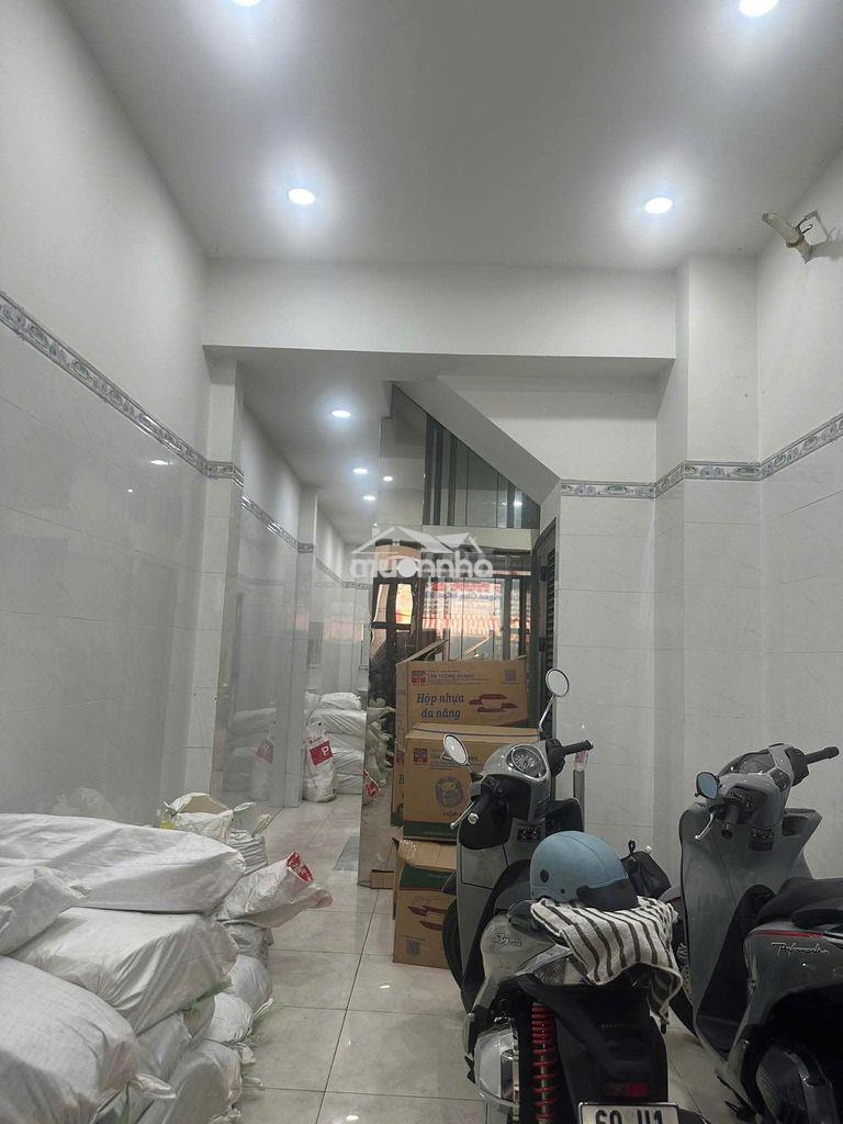 Nhà 1 trệt 5 lầu có thang máy mặt tiền đường âu cơ - 3
