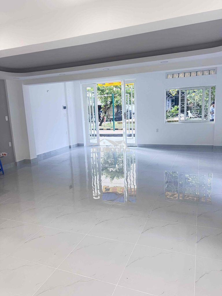 Căn góc shophouse gò dầu vừa ở vừa kinh doanh