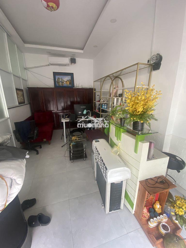 Cho thuê văn phòng đường cửu long khu sân bay, giá 4.5tr  - 2