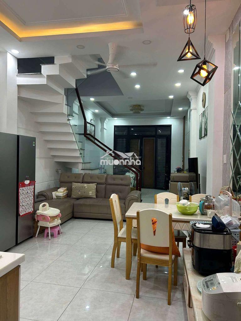 Nhà đẹp full nội thất 4 x 14 có 4pn 5wc sân thượng - 2