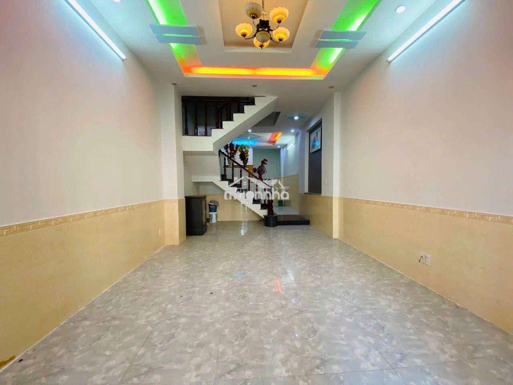 Cho thuê nhà 1 trệt 2 lầu gần sân vận động đông hoà - 2