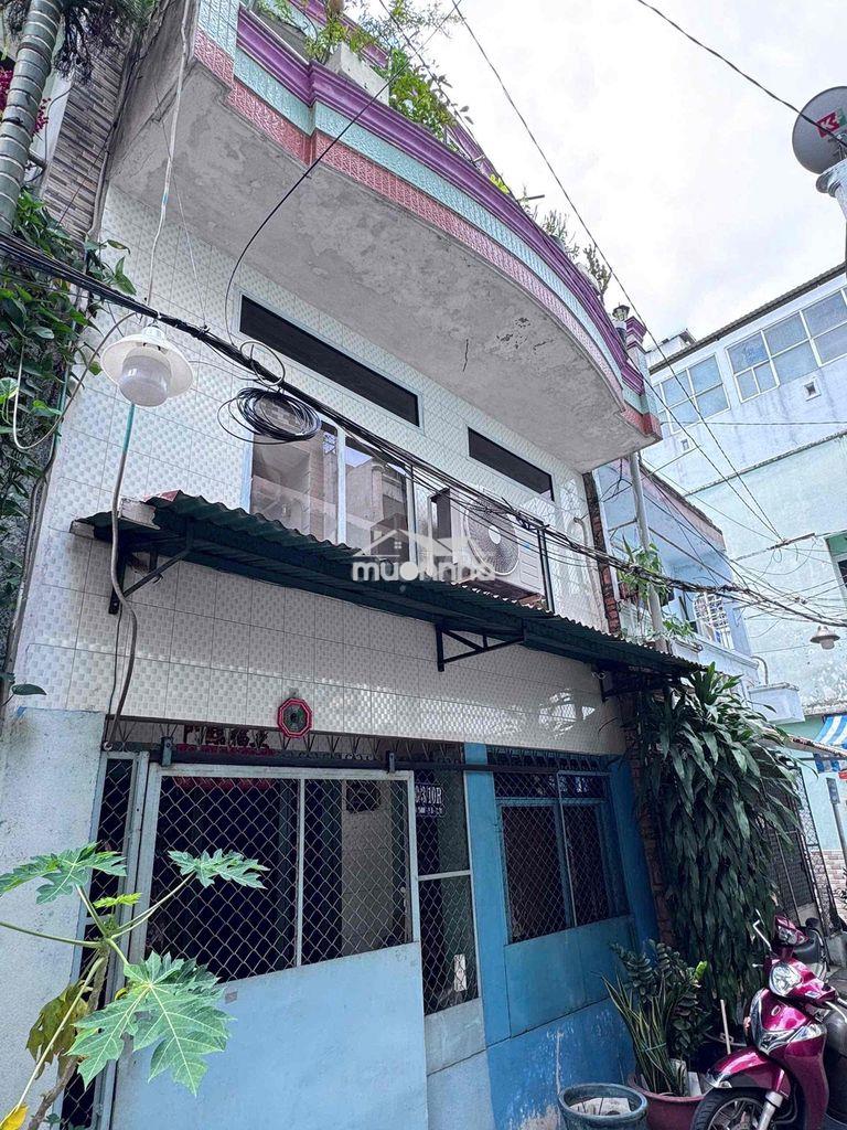Hoa hồng 150tr , nhà q11 , dt : 4,70x10 ,3 lầu ,hẻm 4,5m giá tốt