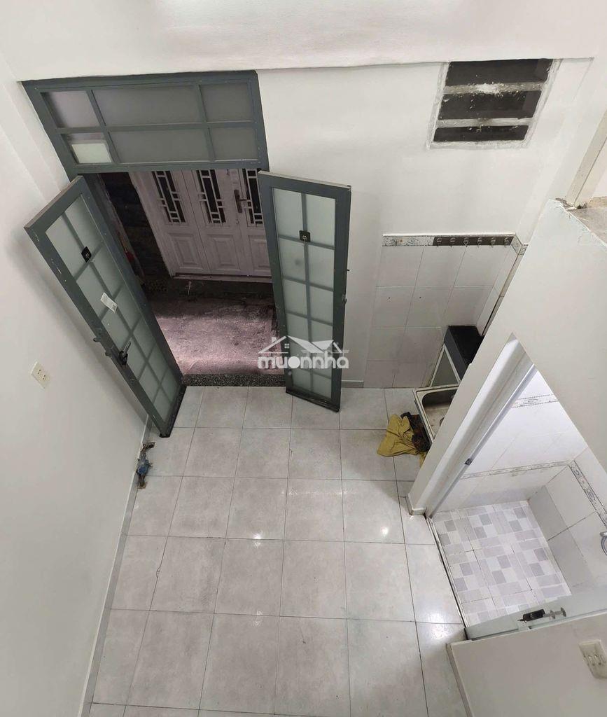 Cho thuê nhà 2pn 2wc 5tr phạm văn đồng - 3
