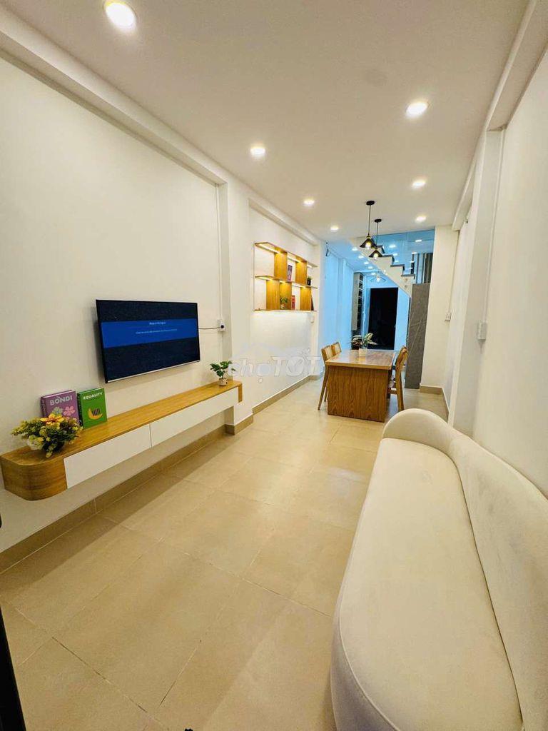 Giá rẻ sổ đẹp nhà đẹp 2 tầng xe hơi thông q10