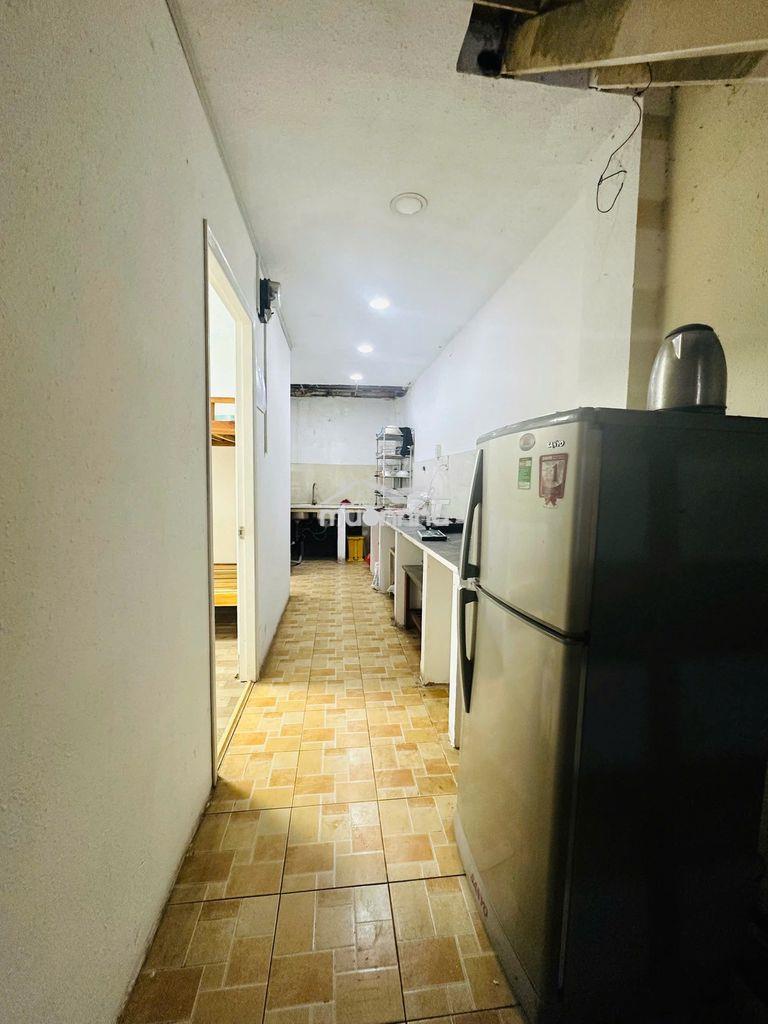 Chính chủ cho thuê phòng có nội thất đường gần etown, giá 2,3tr/tháng - 3