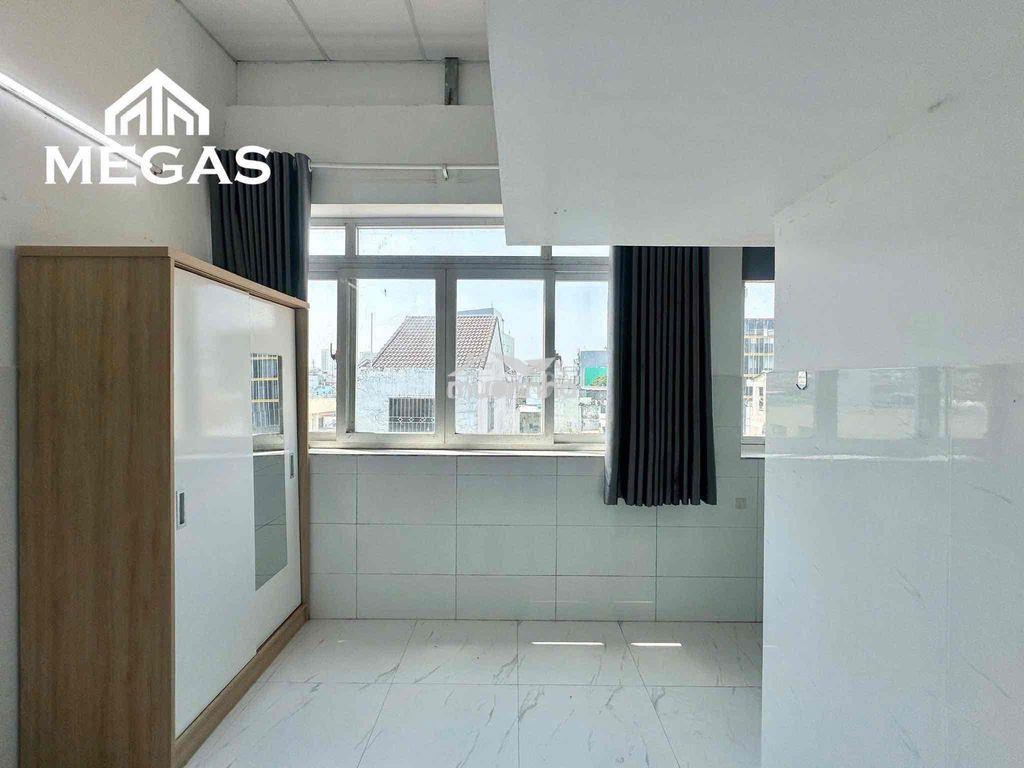 Phòng trọ giá rẻ view kính - cửa sổ trời, thang may gần đh văn hiến 3p - 4