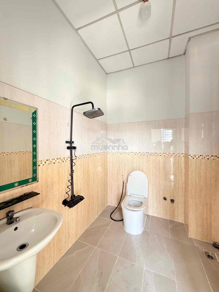 Khai trương phòng có ban công mới xây, hẻm 1056 huỳnh tấn phát - 3