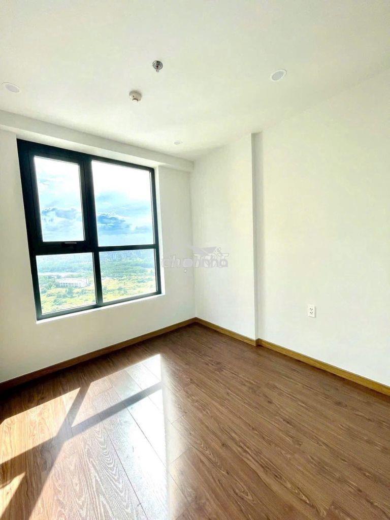 Chính chủ bán bcon green view căn góc tầng thấp view hồ bơi