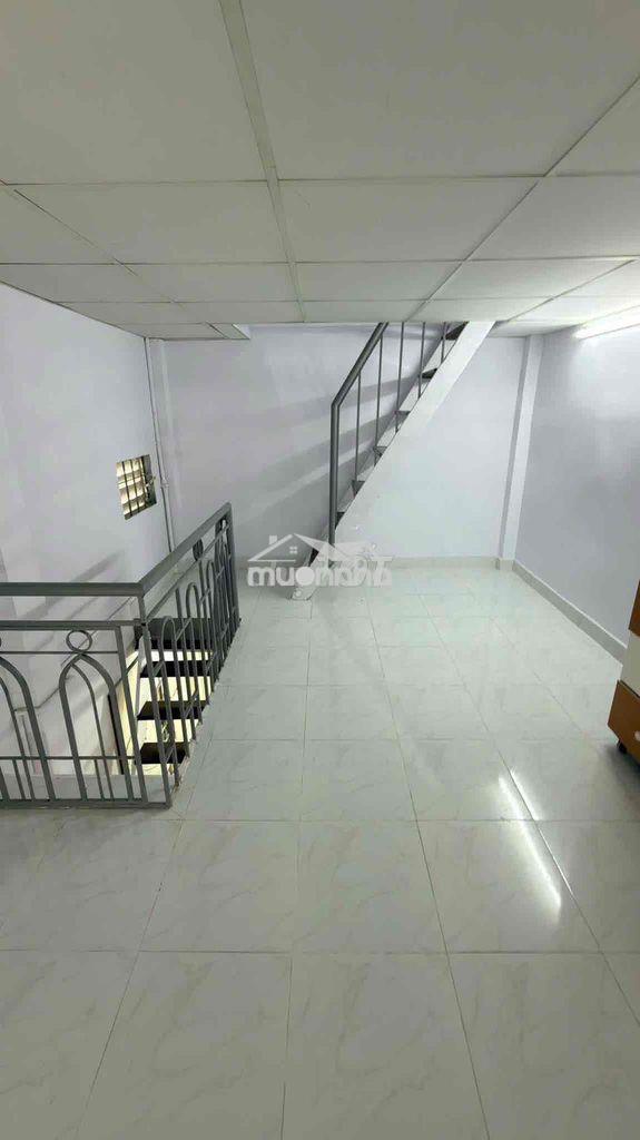 Cho thuê nhà 3 tầng 60m2 dtsd chỉ 6tr/th - 4