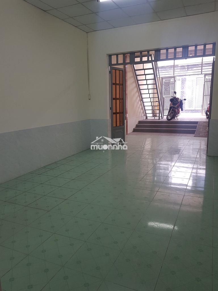 Cho thuê nguyên căn 4,2x27m hẻm 6m 688hl2 giá 11tr - 2
